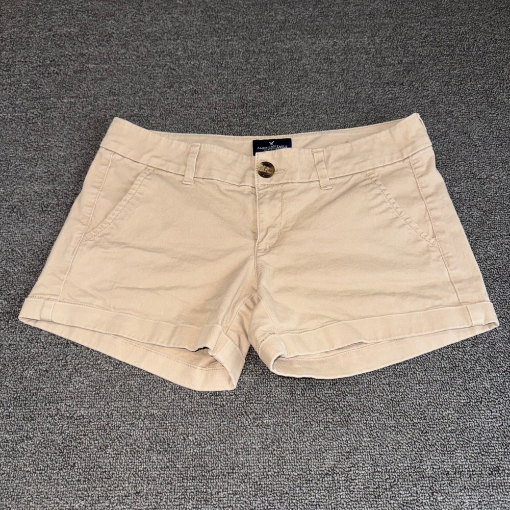 American Eagle Outfitters Khaki Midi Stretch Shorts Tan Sz 4 Preppy Classic